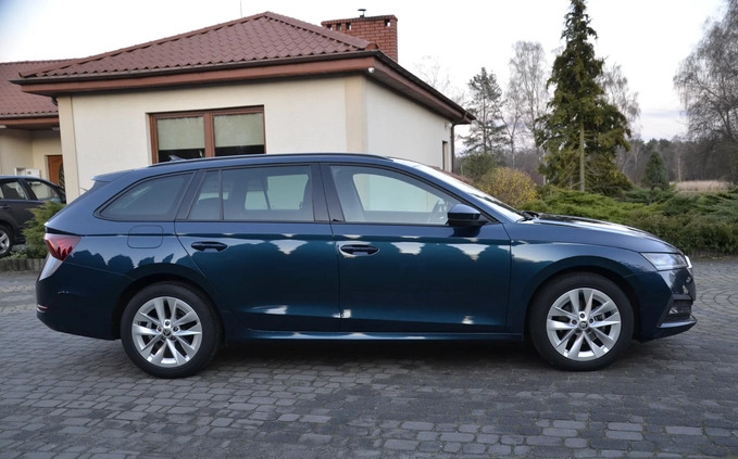 Skoda Octavia cena 86900 przebieg: 79000, rok produkcji 2021 z Bochnia małe 379